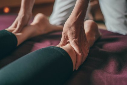 Rozluźniający masaż stop i nóg
