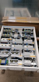 projekt instalacji, plus dobór osprzętu do rozdzielnicy, podpięcie, pospinanie 