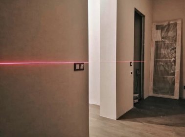 Biały montaż gniazdko