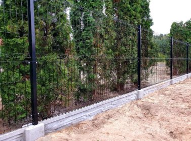 Montaż ogrodzeń panelowych, montaż bram I furtek, demontaż starych ogrodzeń
