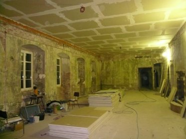 WYKOŃCZENIA STARYCH WNĘTRZ