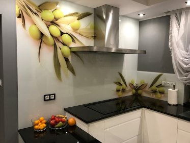 Panele szklane hartowane, lakierowane lub z grafiką