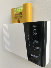 Montaż instalacji alarmów