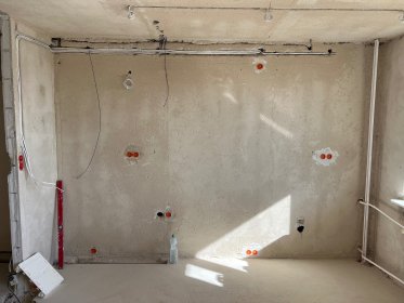 Montaż instalacji elektrycznych od podstaw.