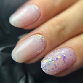 Manicure żelowy