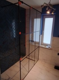 Lustra na wymiar , lacobel , szkło lakierowane , kabiny i parawany prysznicowe, ścianki wa