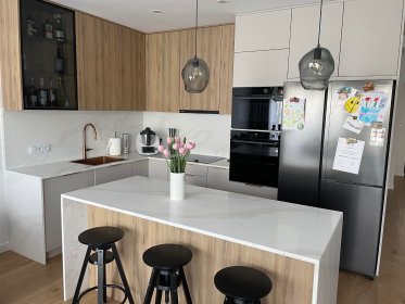 Pomiary, wycena, obróbka oraz montaż blatów kamiennych, z konglomeratu oraz transport