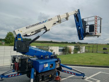 Usługi podnośnikiem koszowym