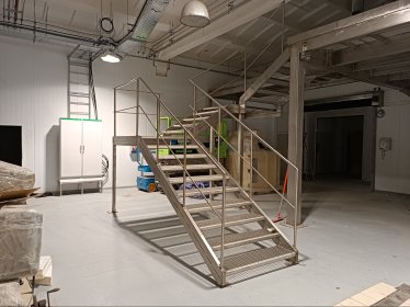 Balustrady nierdzewne