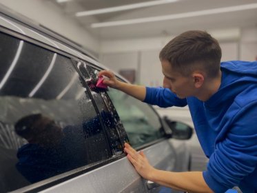 Oklejanie samochodu folią PPF