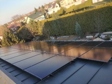 Instalacja fotowoltaiczna Panele Ja Solar full black 380 watt. falownik Foxess