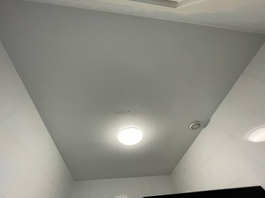 Montaż i wymiana oświetlenia