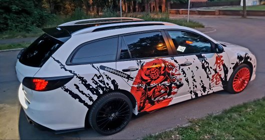 Kierowca na imprezy okolicznościowe, ślub, studniówkę, a nawet towarzyska przejażdżka.