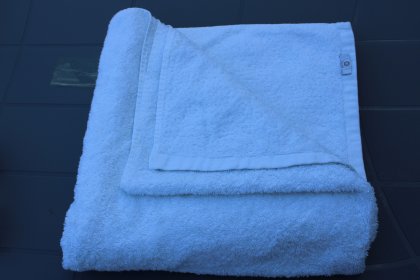 Ręcznik hotelowy biały bawełniany, 70x140, poleasingowy gat.1