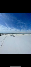 montaż pokryć dachowych w technologii membran PVC