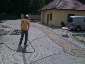Układanie kostki brukowej i granitowej (www.piartbud.cba.pl)