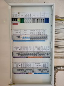 Montaż instalacji elektrycznej