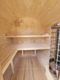 Sauna 2 metrowa z ławkami piętrowanymi w literę L