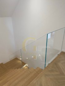 Balustrady szklane - Profesjonalne wykonanie i montaż