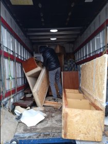 opróżnianie mieszkań i piwnic ,odbiór starych mebli i sprzętów