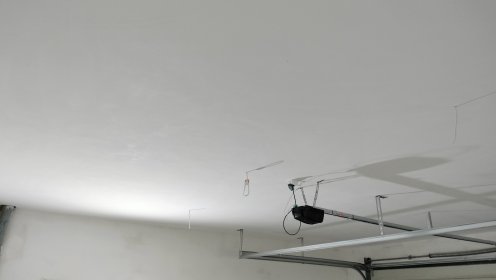 Gładz metoda natryskową