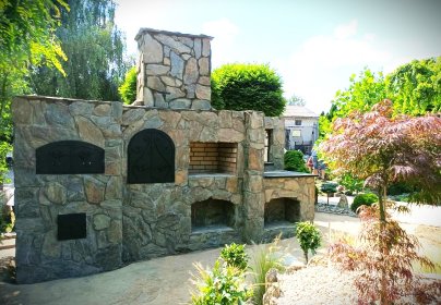 kamienne grille ogrodowe, wędzarnie, piece chlebowe, posadzki