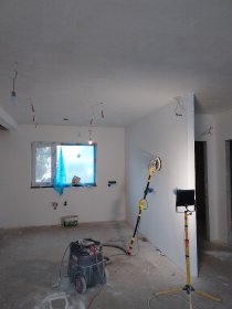 Szpachlowanie ścian i sufitów