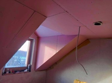 Oferuje wykonanie cieplania dachów i poddaszy