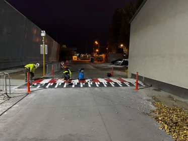 Wykonanie dróg i placów tymczasowych oraz stałych