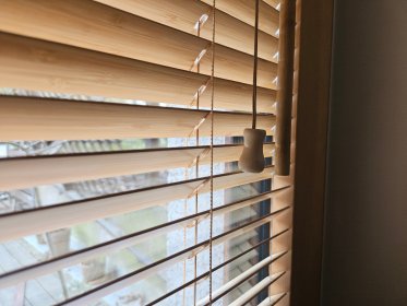 Zaluzje drewniane i bambusowe