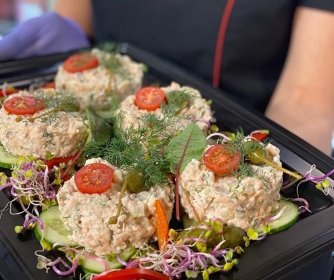 Catering na imprezy i święta z dowozem na terenie Gdańska, Straszyna, Pruszcza Gdańskiego