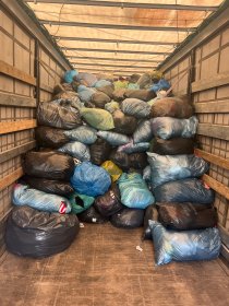 Sprzedaż odzieży używanej niesortowanej