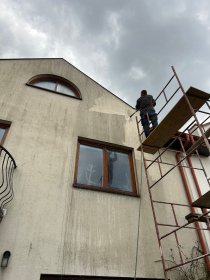 Malowanie elewacji budynków, Profesjonalne przygotowanie powierzchni.