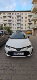 Oklejanie pojedynczych elementów (dach, maska), zmiana koloru całego auta, oklejanie eleme