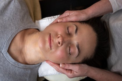 Lifting terapeutyczny twarzy DRE