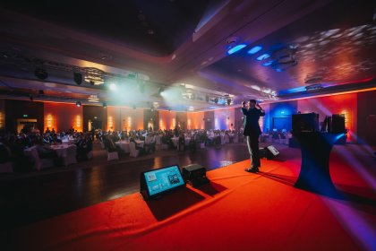 🌟 GALE, DUŻE SCENY, FESTIWALE – WYSTĘPY PUBLICZNE