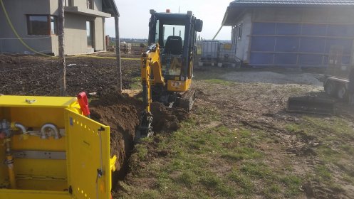 Przyłącz gazowy od szafki gazomierz-owej do szafli z kurkiem ogniowym na ścianie .