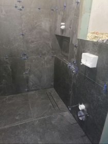 Prace wykończeniowe łazienek