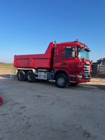 Transport materiałów sypkich, wywóz ziemi wywrotką