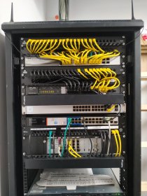 Instalacja i konfiguracja sieci komputerowych oraz stanowisk pracy