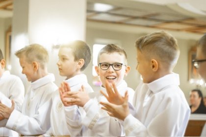 Wykonanie fotorelacji z komuni/chrztu