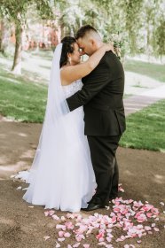 Profesjonalna Fotografia Ślubna - Uwiecznij Najpiękniejsze Chwile Twojego Dnia!