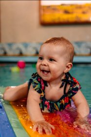 Nauka Pływania i Adaptacja z Wodzie