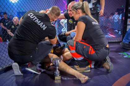 sesje sportowe, reportaż lub sesja pozowana, studniówki, komers