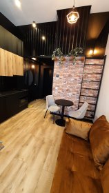 Konstrukcje metalowe od podstaw, lamele, balustrada, poręcz oraz schody/drabinka