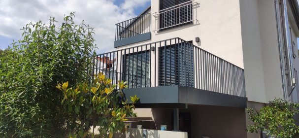 Balustrady, balkony, poręcze ze stali nierdzewnej