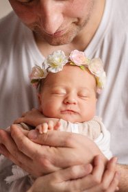 sesja zdjęciowa noworodka