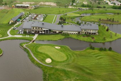 Fotografia i filmy z Wysokiej klasy profesjonalnego drona DJI Mavic 3 Pro