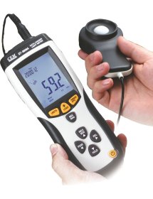 Pomiary odbiorcze i okresowe natęzenia światła ogólne, ewak. i awaryjnego z protokołem