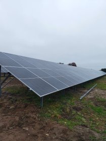 Montaż konstrukcji i paneli